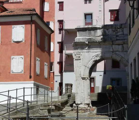 Capitelli Hotel Trieste